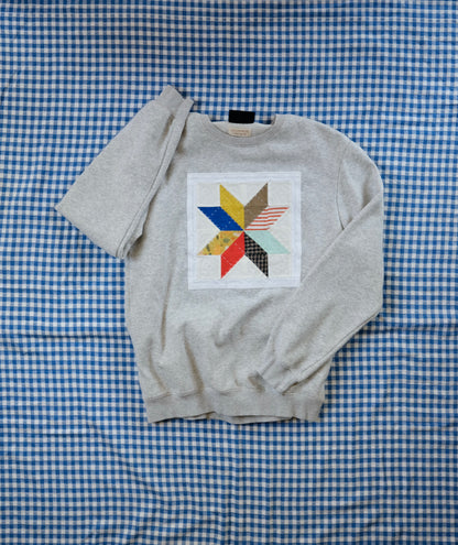 Quilted Star Crew Neck Sweatshirt in Heathered Gray- Small