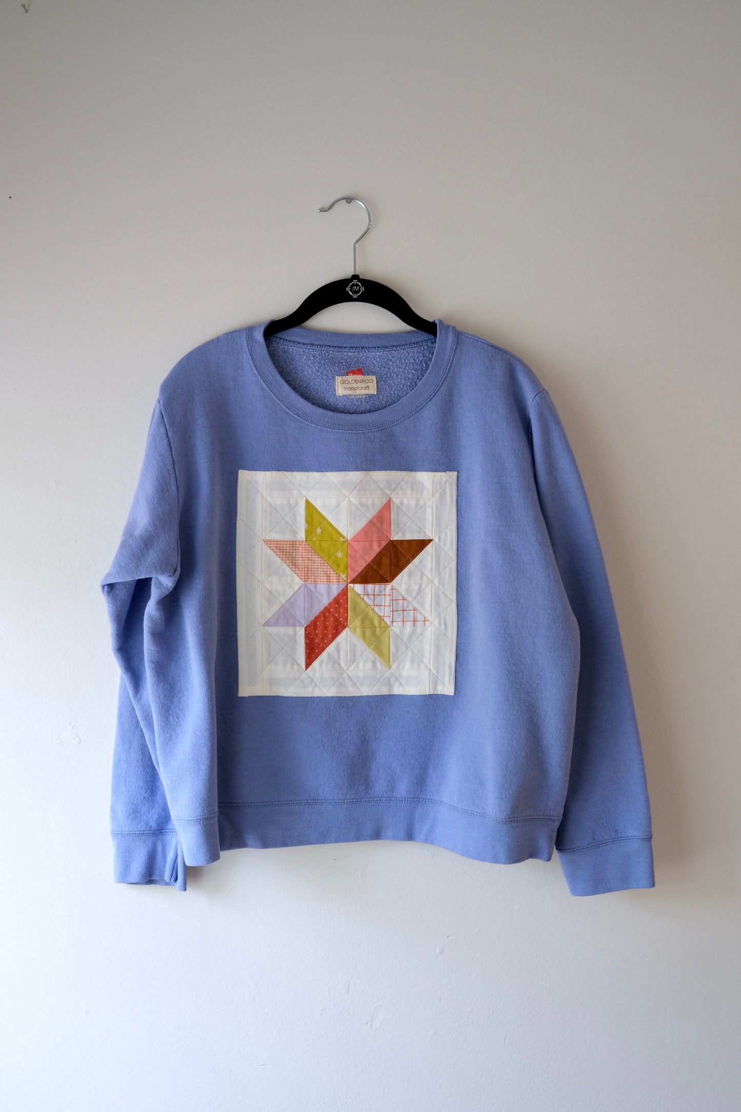 Quilted Star Crew Neck Sweatshirt in Periwinkle- Small
