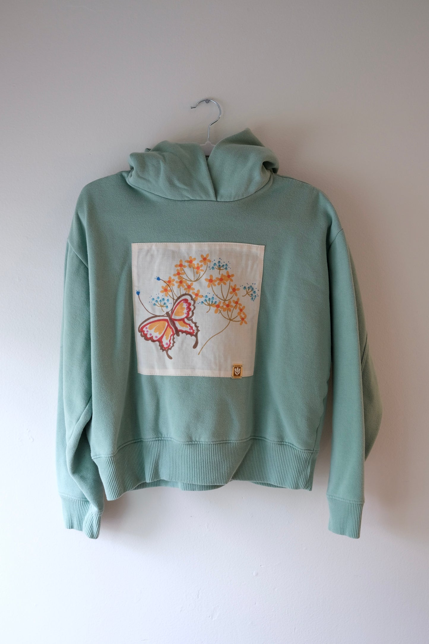 Vintage Butterfly Hoodie Sweatshirt in Green - Small