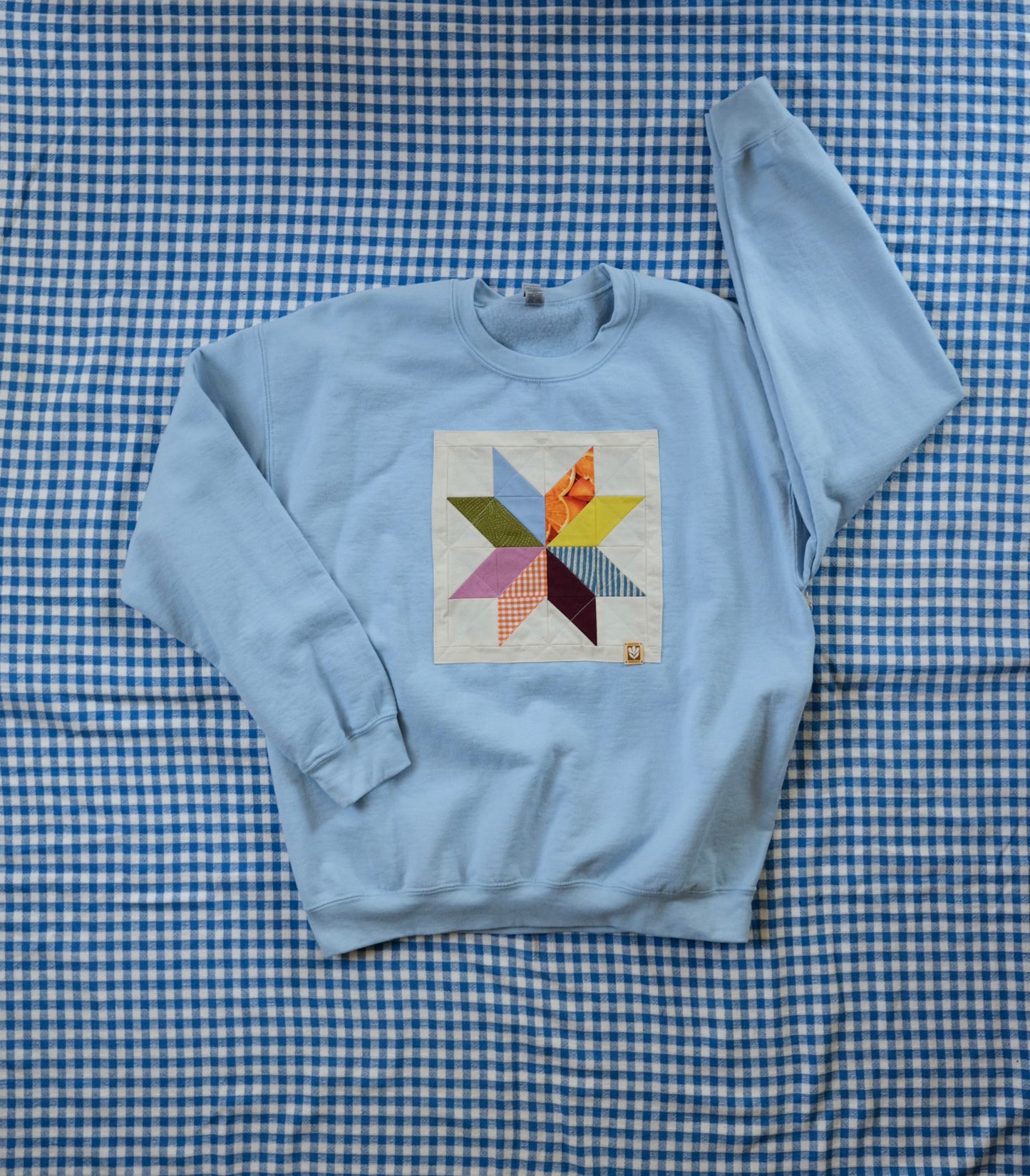 Quilted Star Crew Neck Sweatshirt in Light Blue- Large